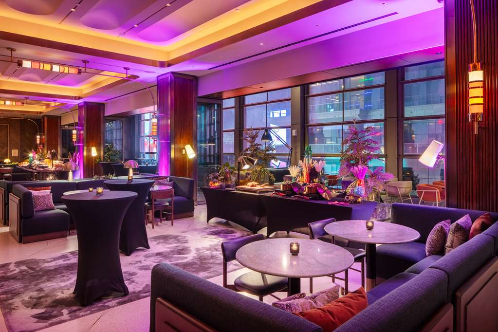 Фото Tempo by Hilton New York Times Square