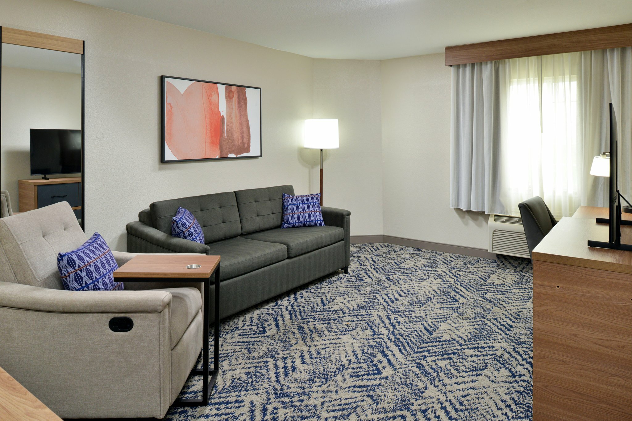 Фото Candlewood Suites Northeast Kansas City, an Ihg Hotel