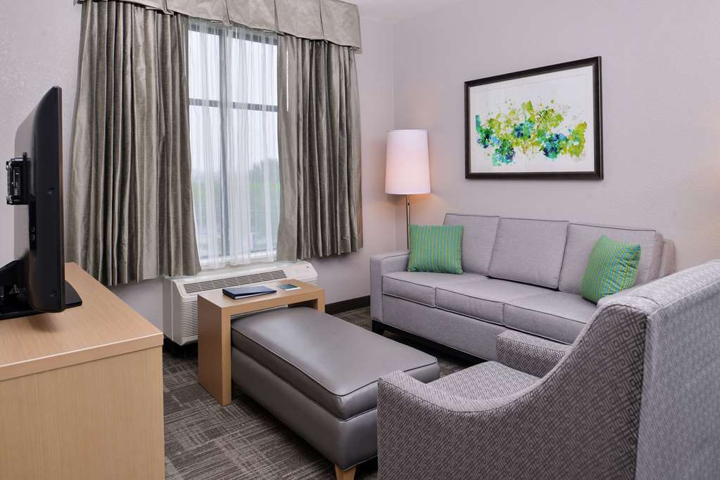 Фото Homewood Suites by Hilton Des Moines Airport