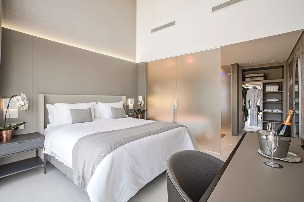 Фото Suryaa Hotel Pinhais, Curio Collection by Hilton
