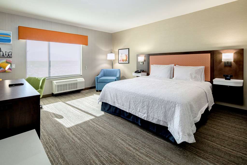 Фото Hampton Inn & Suites Indio