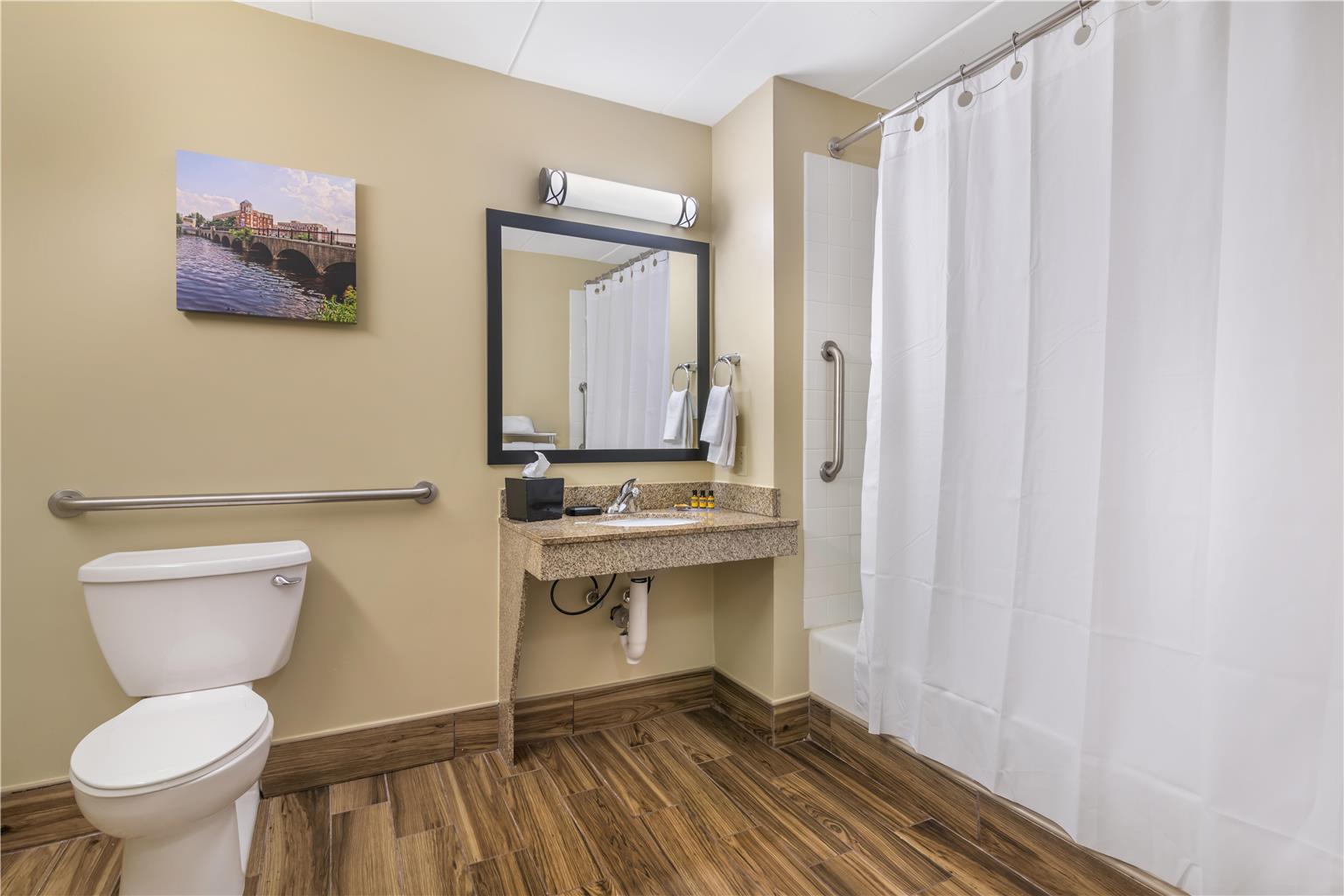 Фото Best Western Plus Waltham Boston