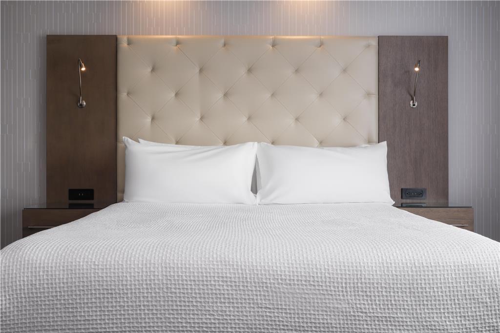 Фото Best Western Premier Hotel at Fisher's Landing