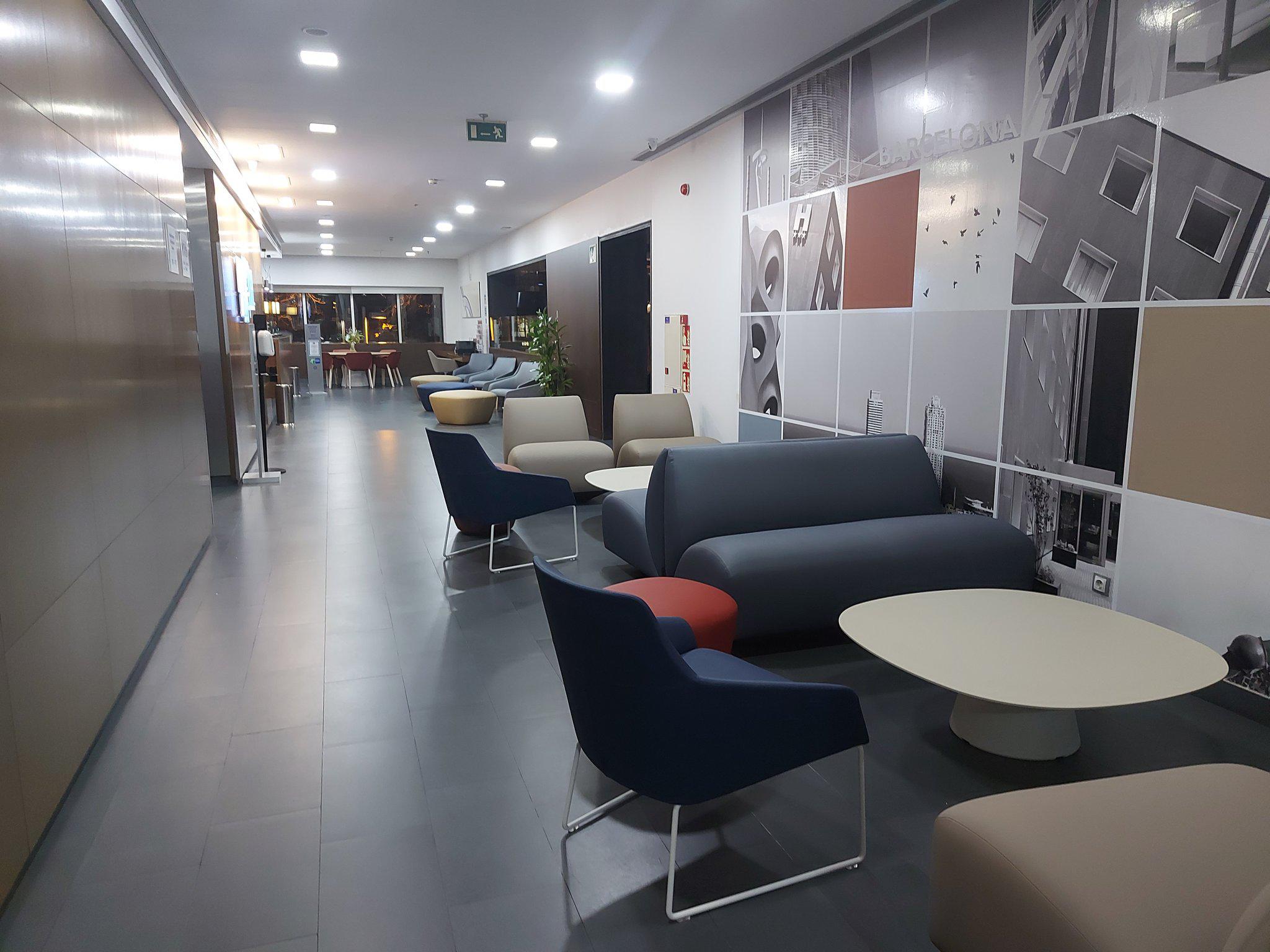 Фото Holiday Inn Express Barcelona City 22@