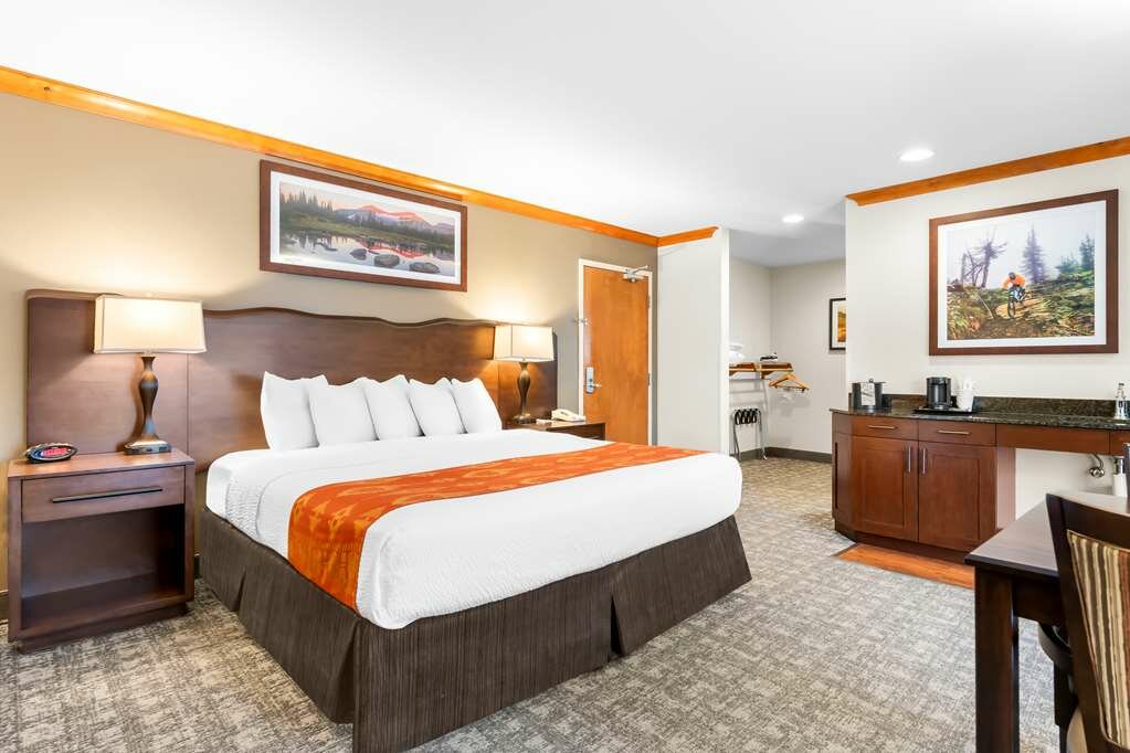 Фото Best Western Rocky Mountain Lodge