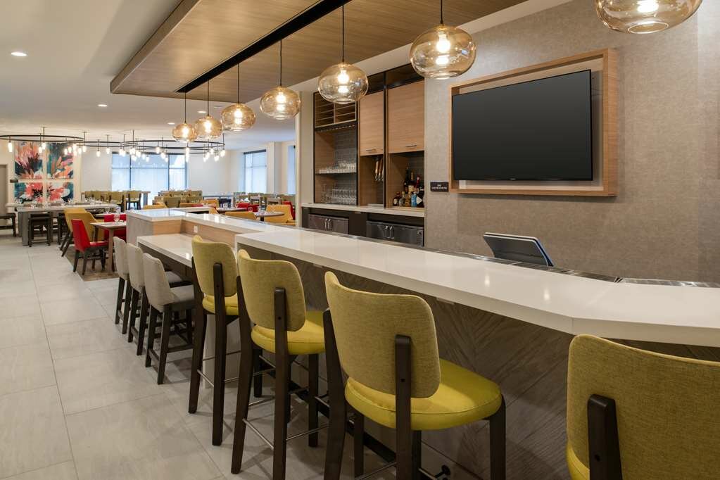 Фото Holiday Inn Express Hotel & Suites Tacoma Downtown, an Ihg Hotel