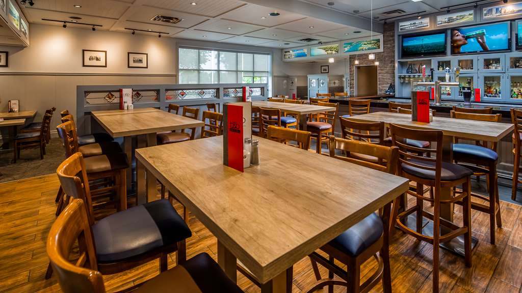 Фото Best Western Plus Guildwood Inn