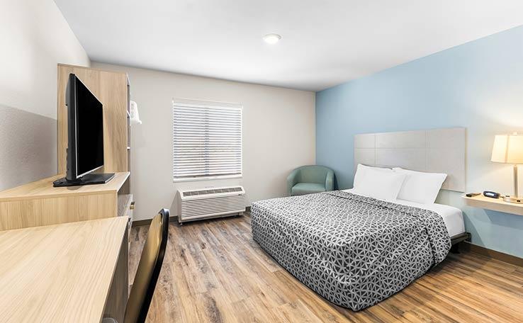 Фото Woodspring Suites Bluffdale Salt Lake City