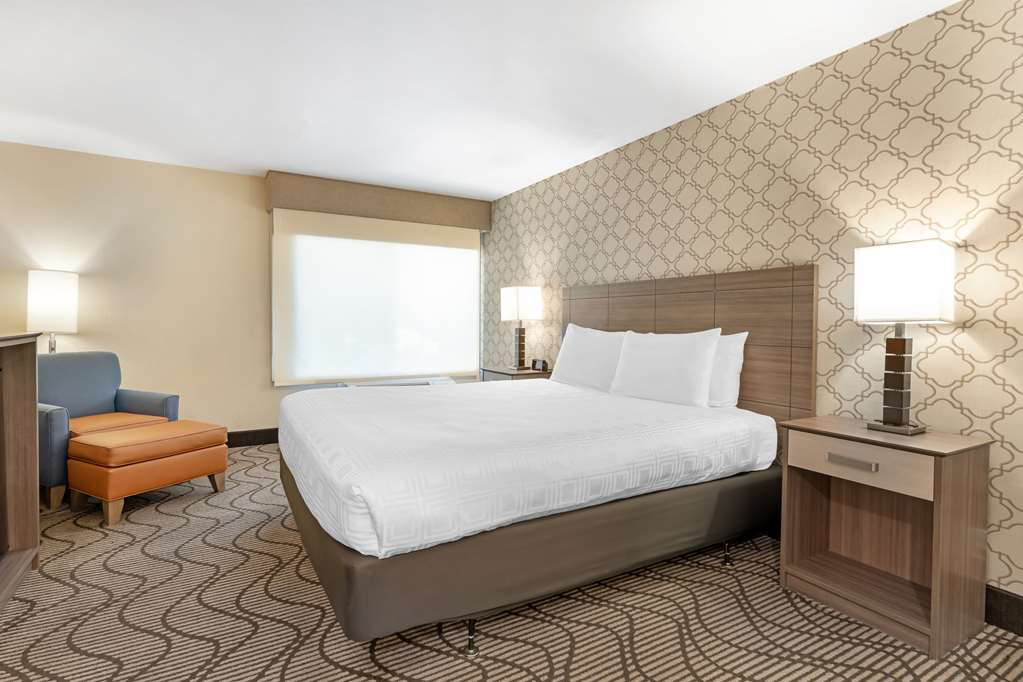 Фото Best Western Plus Heritage Inn