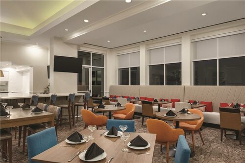 Гостиница Hilton Garden Inn Allentown Bethlehem Airport в Аллентауне