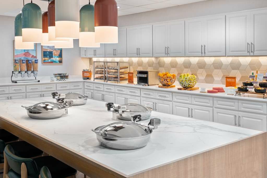 Фото Homewood Suites by Hilton Orlando-Nearest To Univ Studios