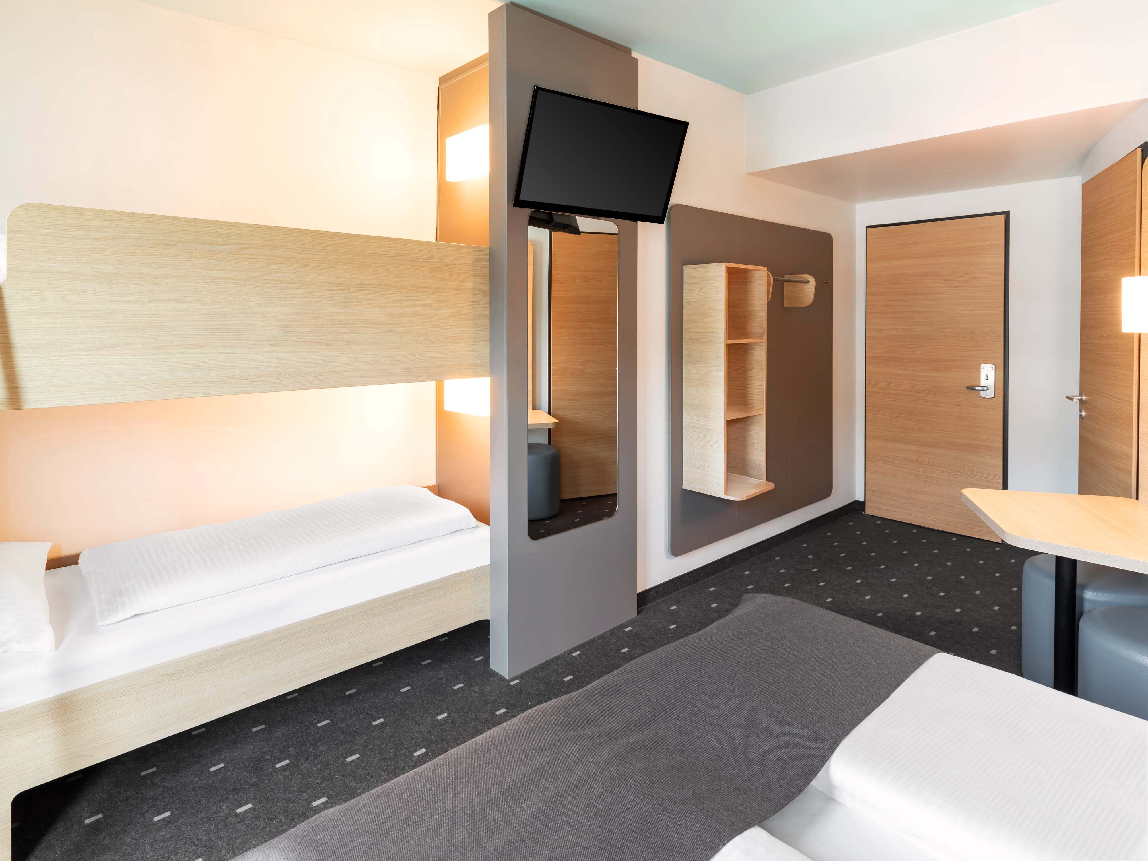 Фото B&b Hotel Marburg