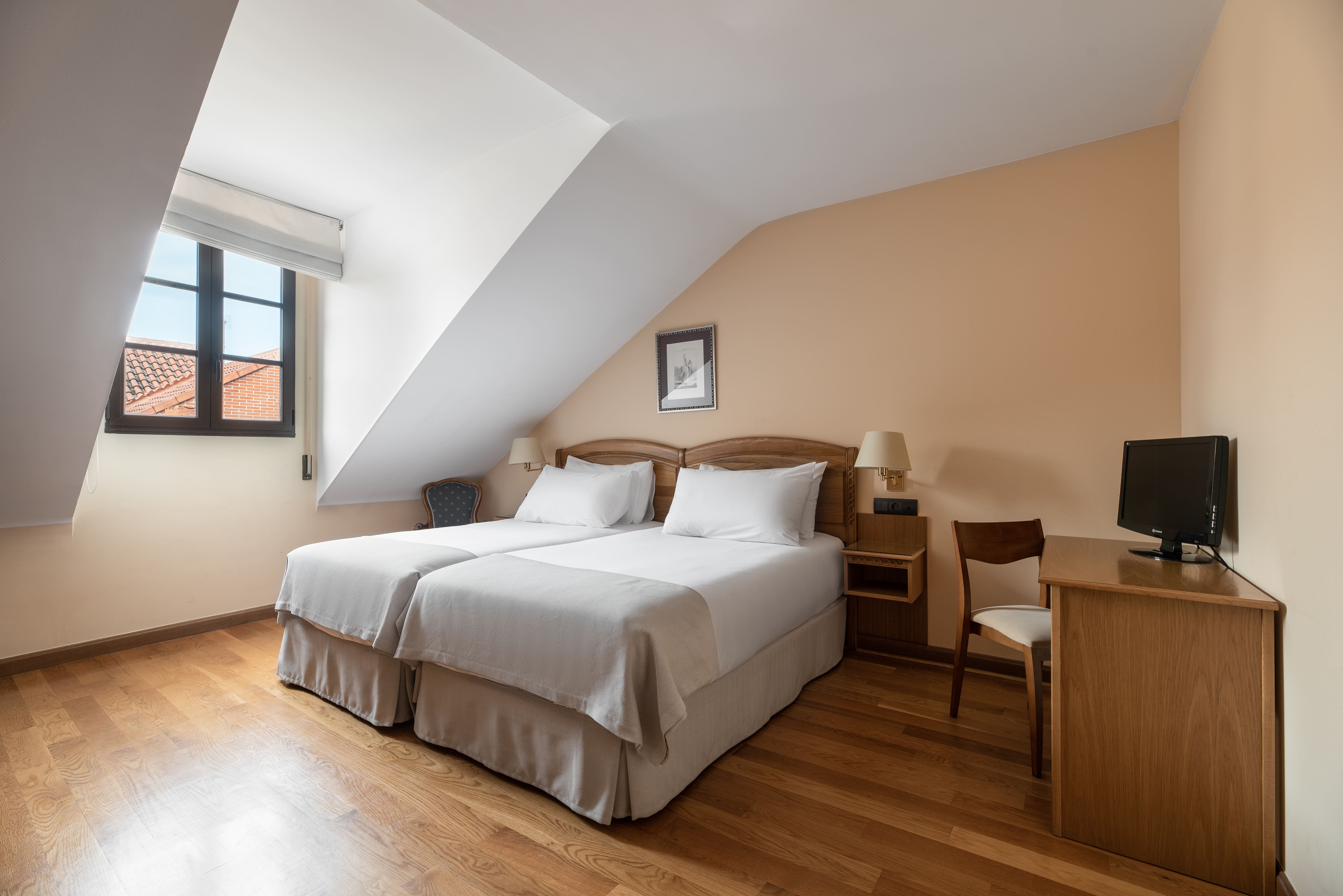 Фото Exe Astur Plaza