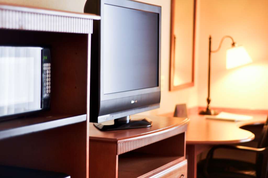 Фото Hampton Inn & Suites Louisville East