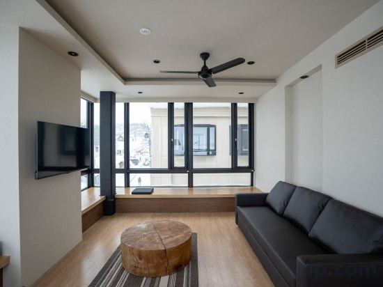 Фото Matthew Suites