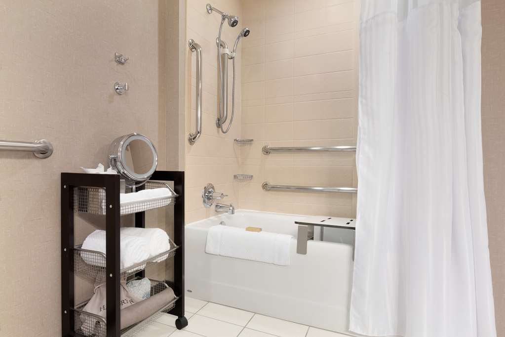 Фото DoubleTree by Hilton Hotel Oklahoma City Airport
