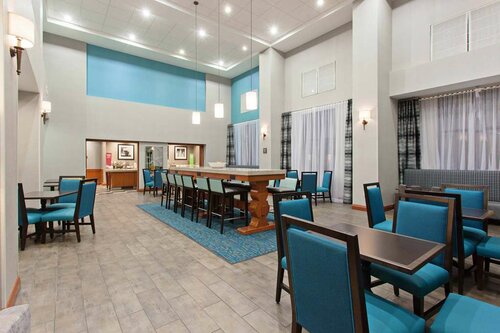 Гостиница Hampton Inn & Suites Clovis-Airport North в Кловисе