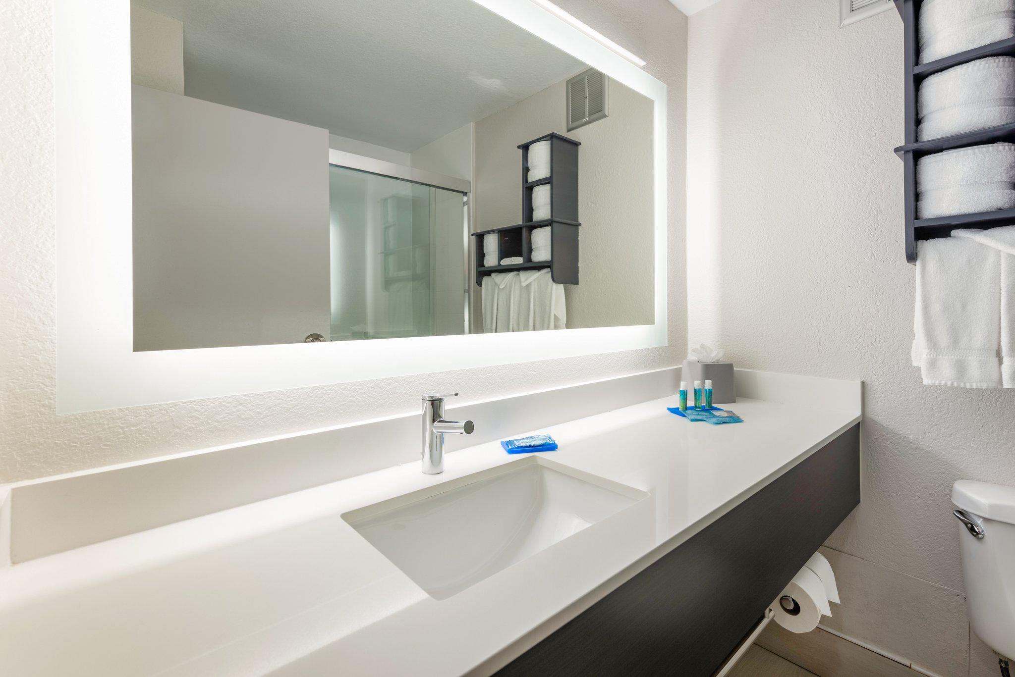 Фото Holiday Inn Express Columbus Downtown, an Ihg Hotel