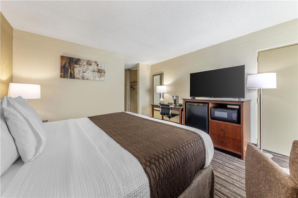 Фото Best Western Plus North Miami/Bal Harbour