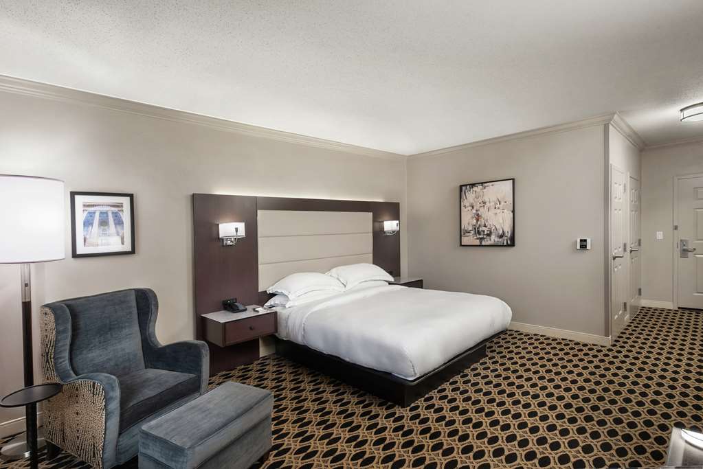 Фото Hilton Columbia Center