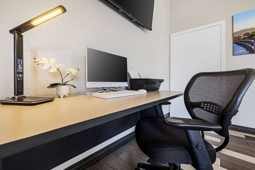 Фото Best Western Santee Lodge