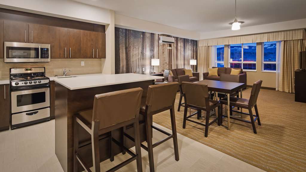 Фото Best Western Plus Merritt Hotel