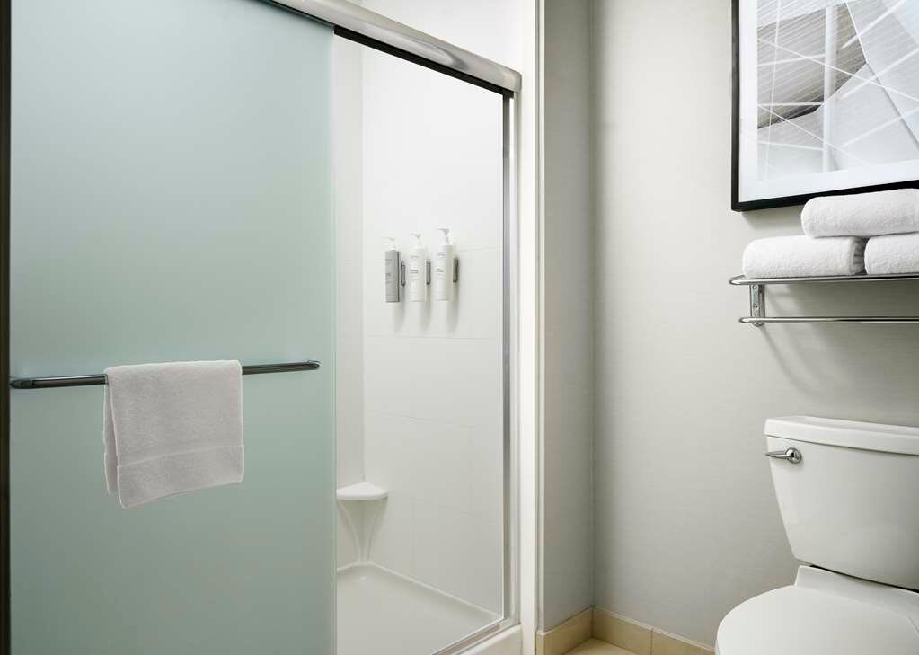 Фото Homewood Suites by Hilton Carle Place - Garden City, NY