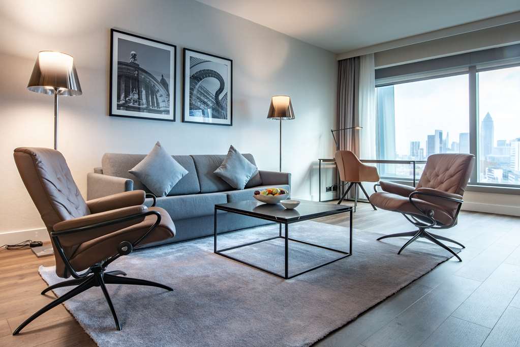 Фото Radisson Blu Hotel, Frankfurt
