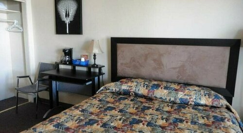 Гостиница Stratford Motel в Уайтхорс