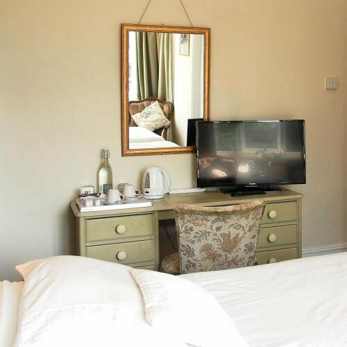 Гостиница Leaded Light - Guest House в Солихалле