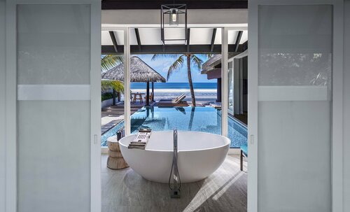 Гостиница Naladhu Private Island Maldives на Мальдивах