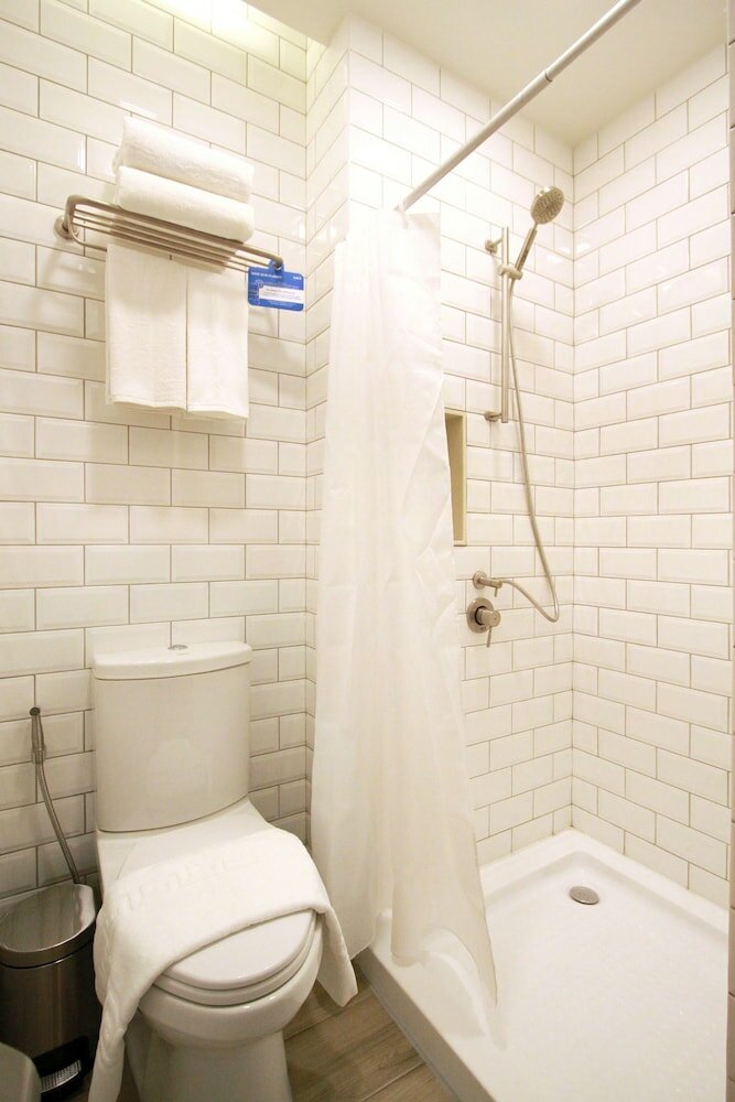 Фото Lub d Philippines Makati - Hostel