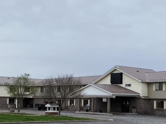 Фото Econo Lodge Massena Hwy 37