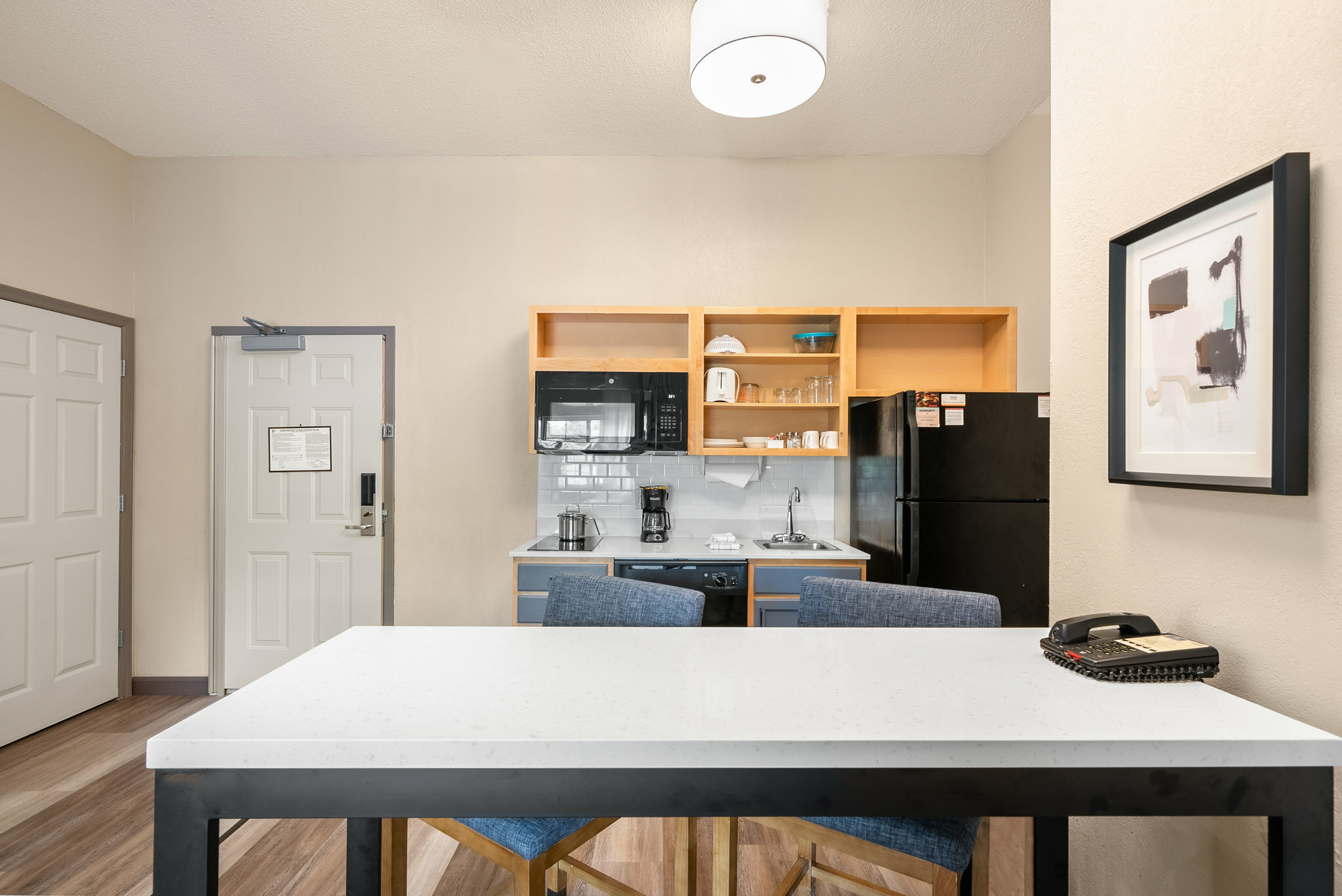 Фото Candlewood Suites Bordentown-Trenton by Ihg