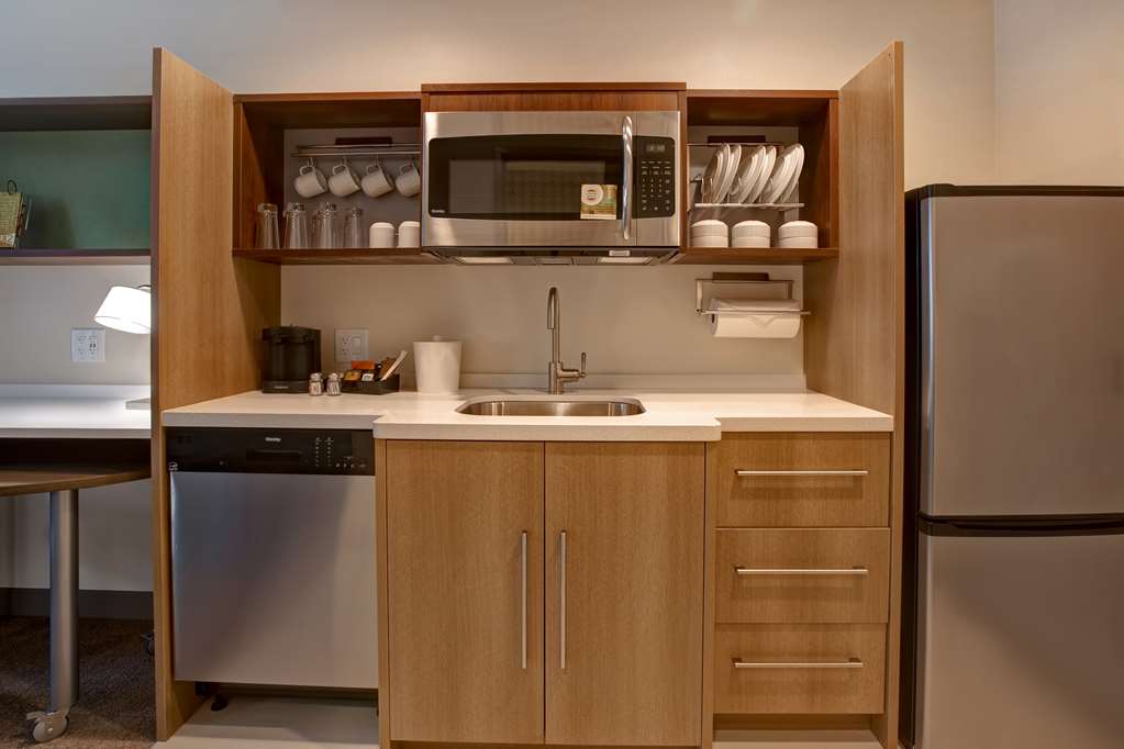 Фото Home2 Suites by Hilton Charlotte Northlake