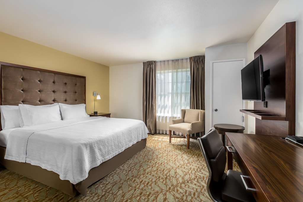 Фото Homewood Suites by Hilton Newark-Fremont