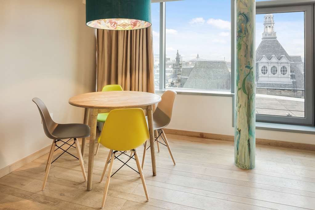 Фото Radisson Collection Hotel, Royal Mile Edinburgh