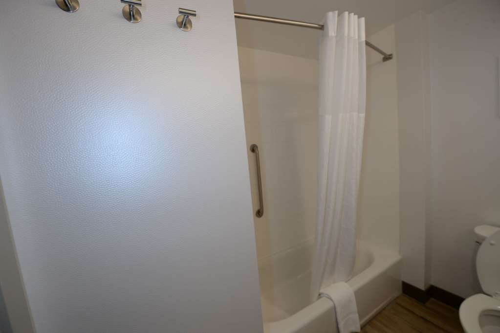 Фото Hampton Inn & Suites Lenoir