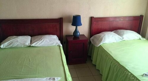 Гостиница Hotel Villa Margarita во Флоресе