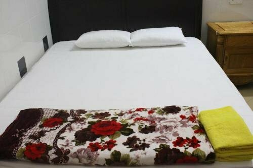 Гостиница H&t Hotel Daklak в Буонметхуоте