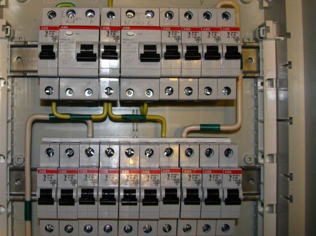 Электрик Сделал Больше Чем Было Нужно