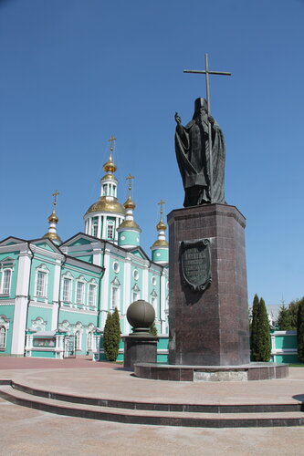 Святитель Питирим Тамбовский, памятник, мемориал, Тамбов, Соборная площадь  — Яндекс Карты