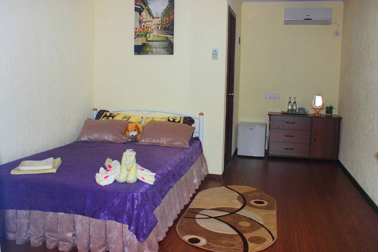 Фото У сестер