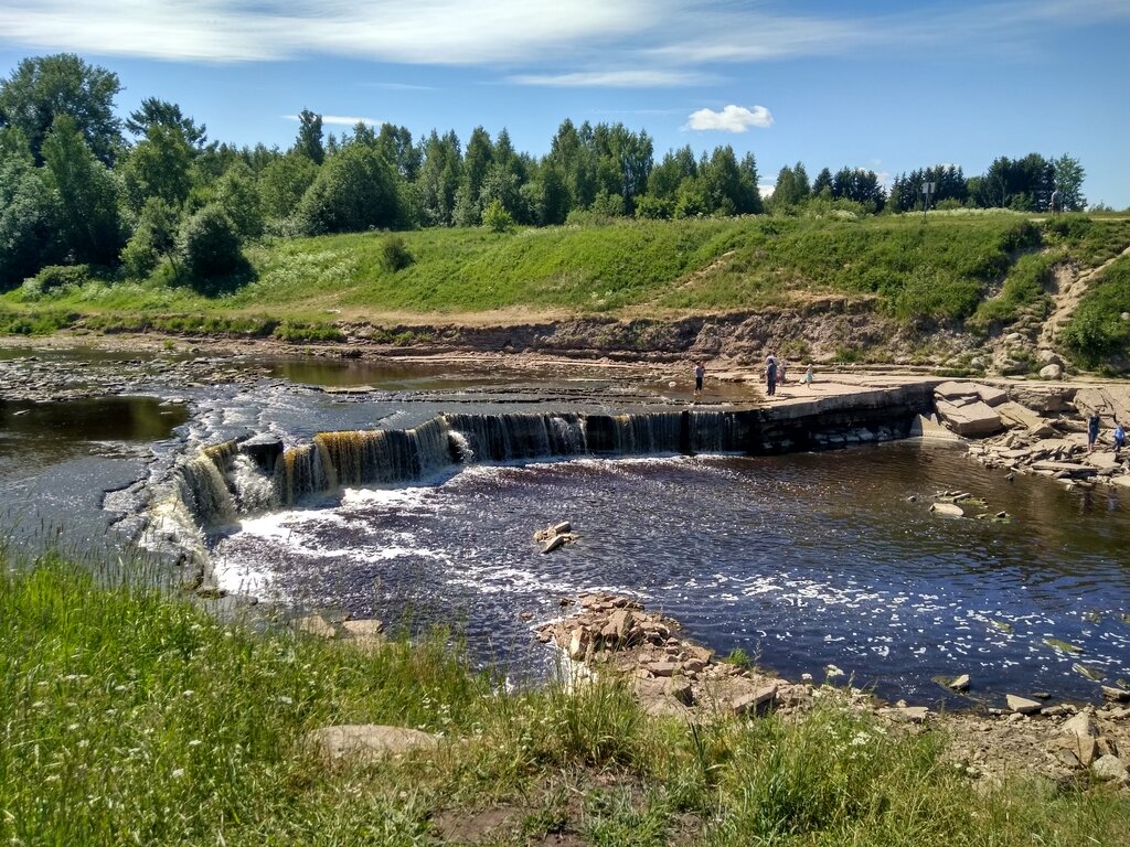 Тосненский водопад на машине