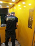 Korona-lift (Metallurgov Avenue, 2), lifts and equipment