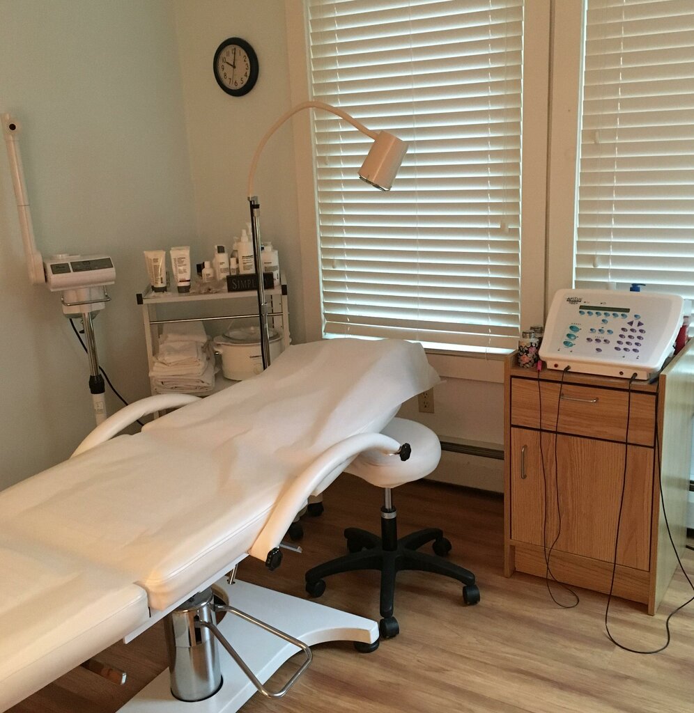 Beauty salon Florence Thurston Electrolysis and Skincare, State of Connecticut, photo