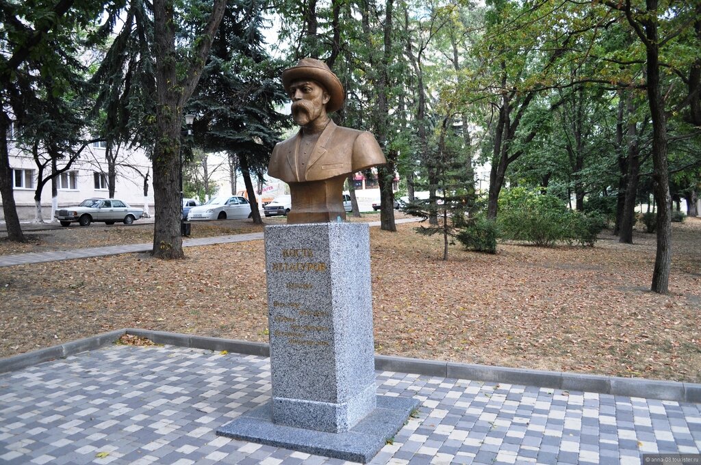 Памятники пятигорска фото с описанием