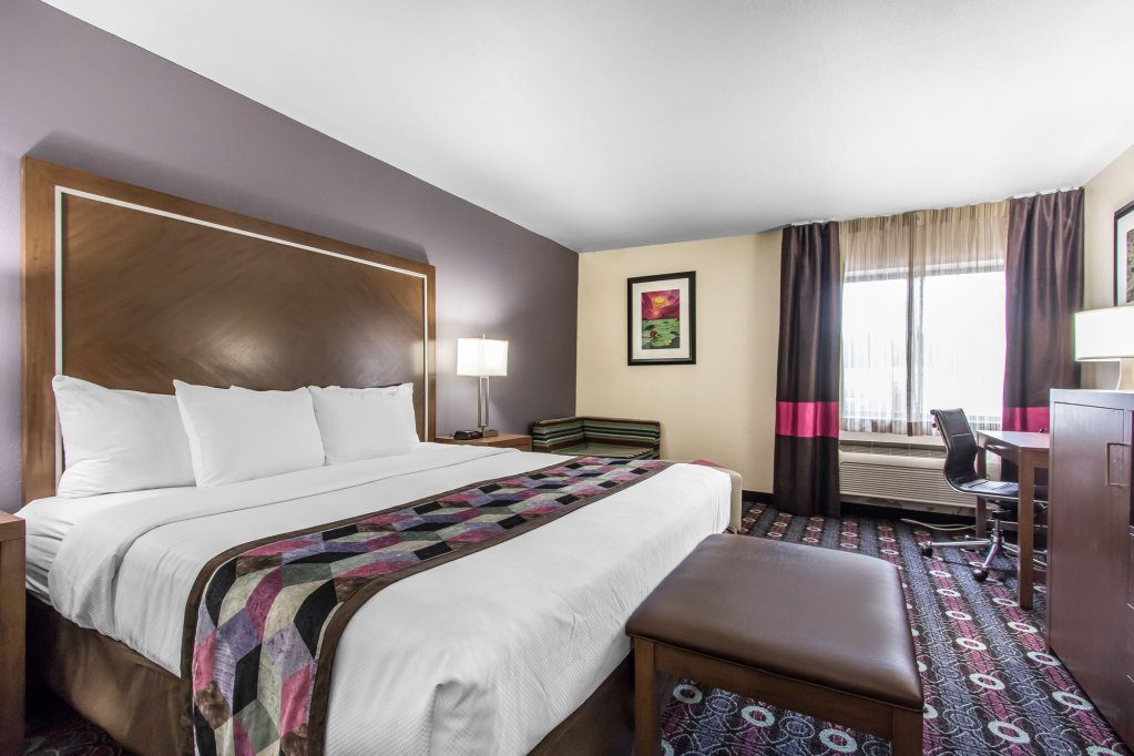 Фото Comfort Inn Midtown