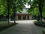 Phoenix (Bogdana Khmelnitskogo Avenue, 137А) ، مدرسة رياضية