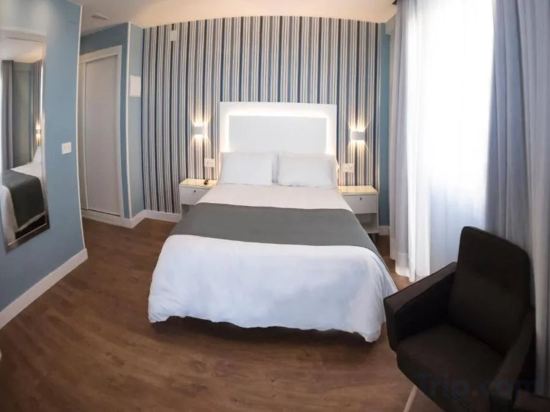 Фото Hotel La Barracuda